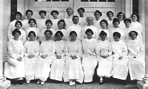November 1914 photo of first class of dental hygienists graduates.